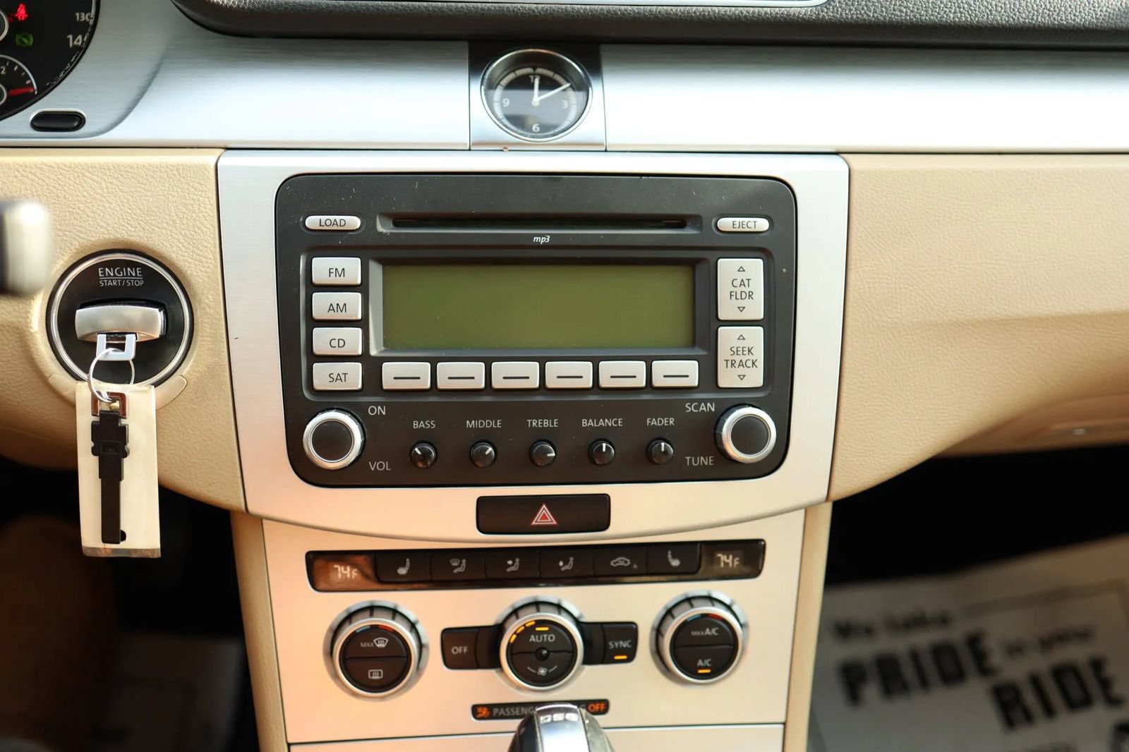 Used 2013 Volkswagen CC R-Line FWD image 28