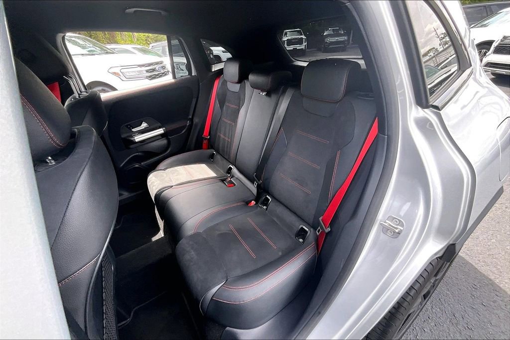 Used 2023 Mercedes-Benz GLA 35 AMG 4MATIC image 20