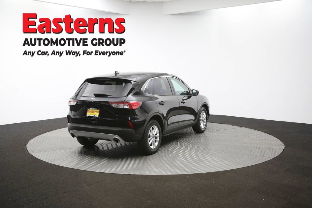 Used 2022 Ford Escape SE image 39