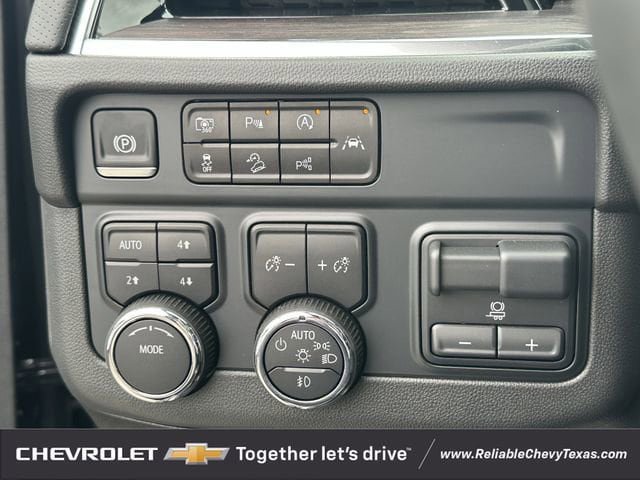 New 2025 Chevrolet Tahoe Premier AWD/4WD image 9