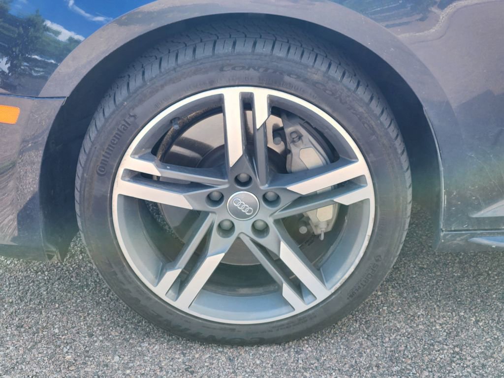 Used 2017 Audi A4 2.0T Premium Plus w/ Premium Plus Package image 8