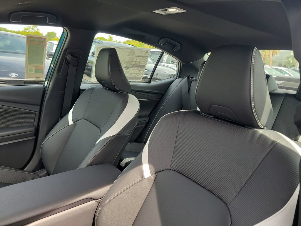 New 2026 Toyota Camry SE FWD image 21