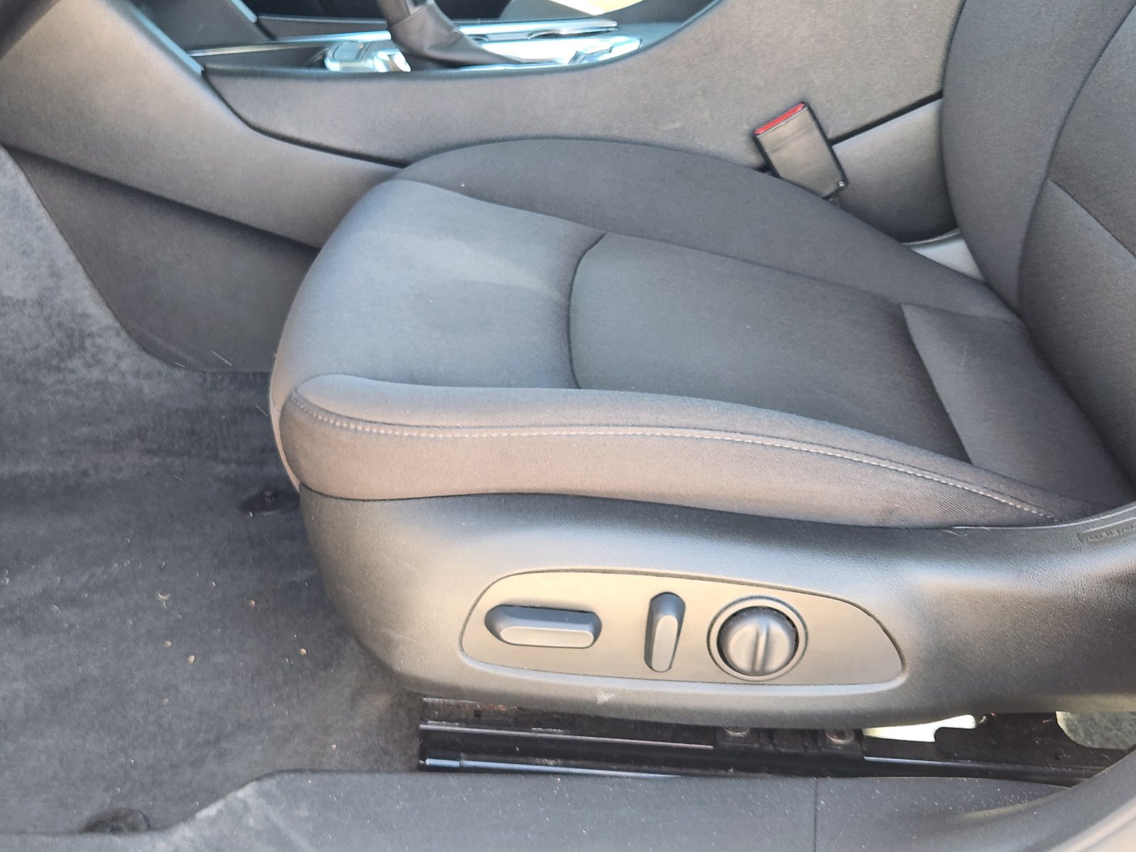 Used 2025 Chevrolet Malibu LT FWD image 25