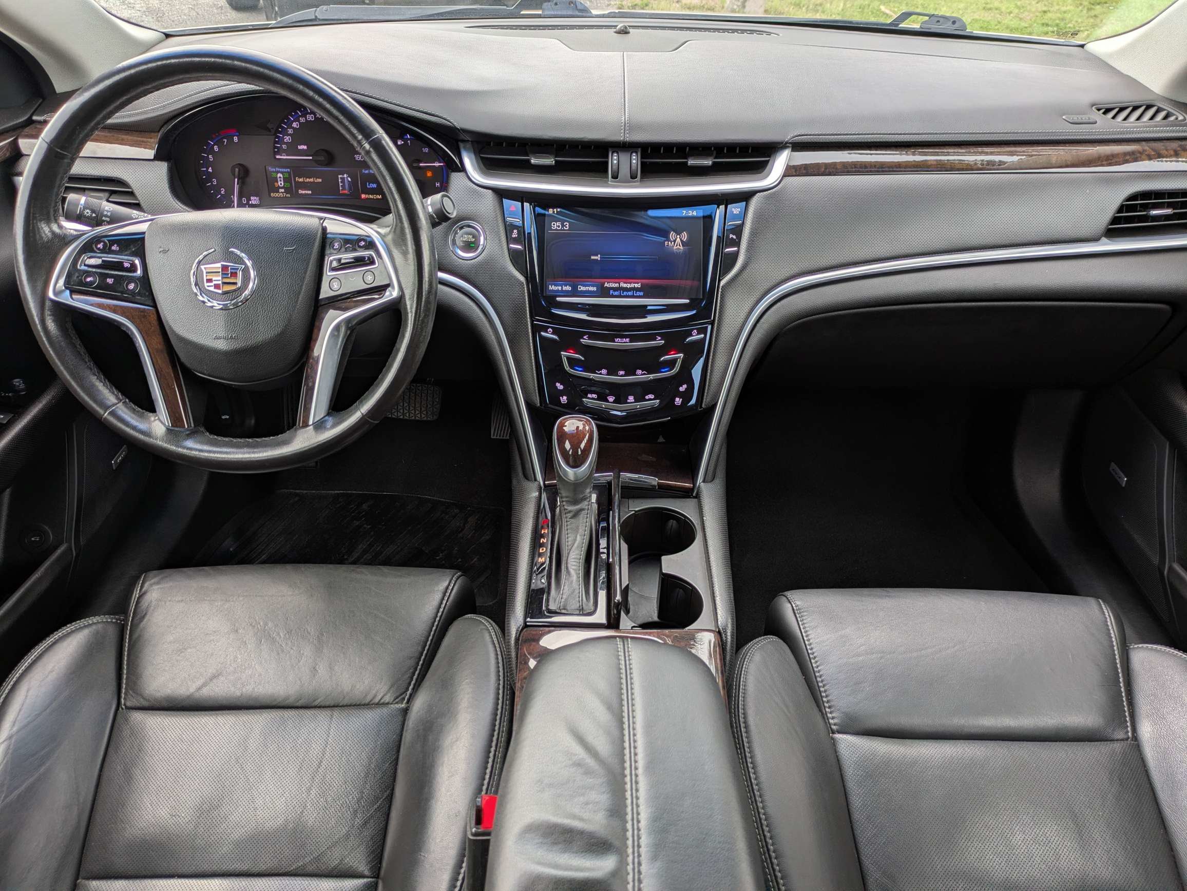 Used 2015 Cadillac XTS Luxury AWD/4WD image 16