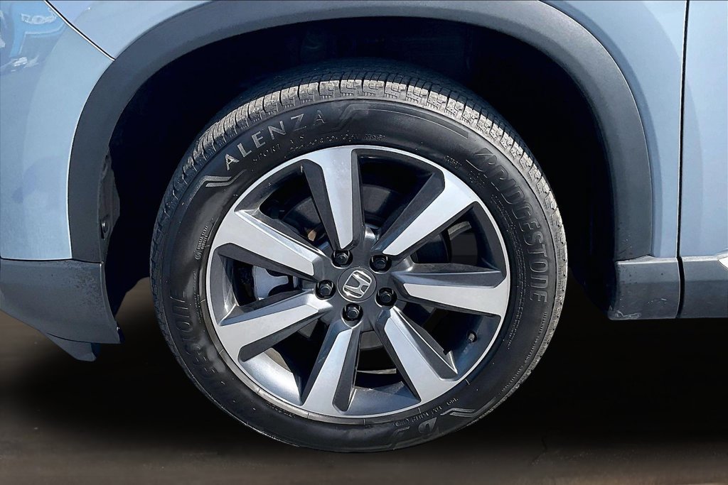 Used 2025 Honda Pilot Touring image 35