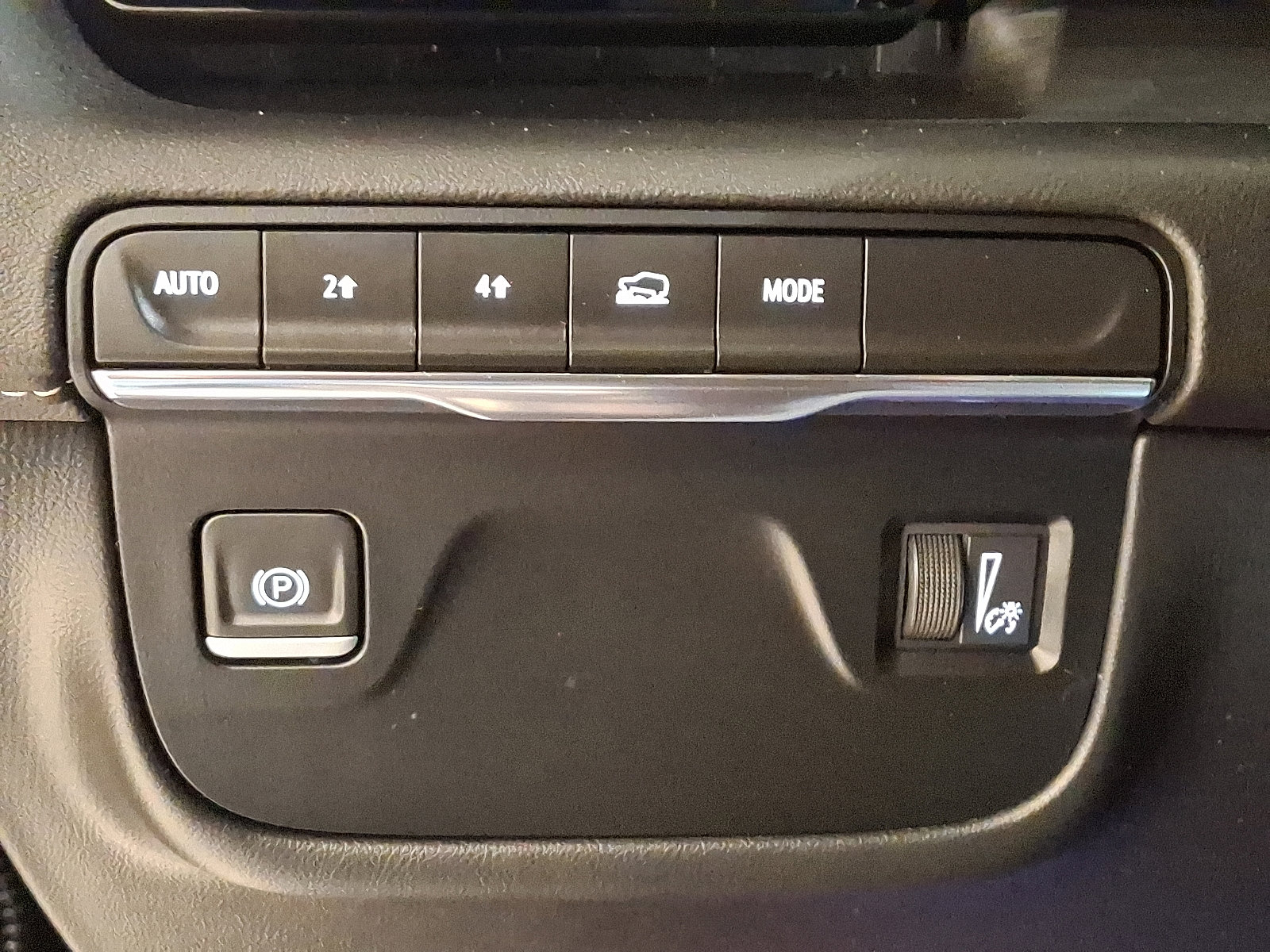 Certified 2023 Cadillac Escalade Premium Luxury image 28