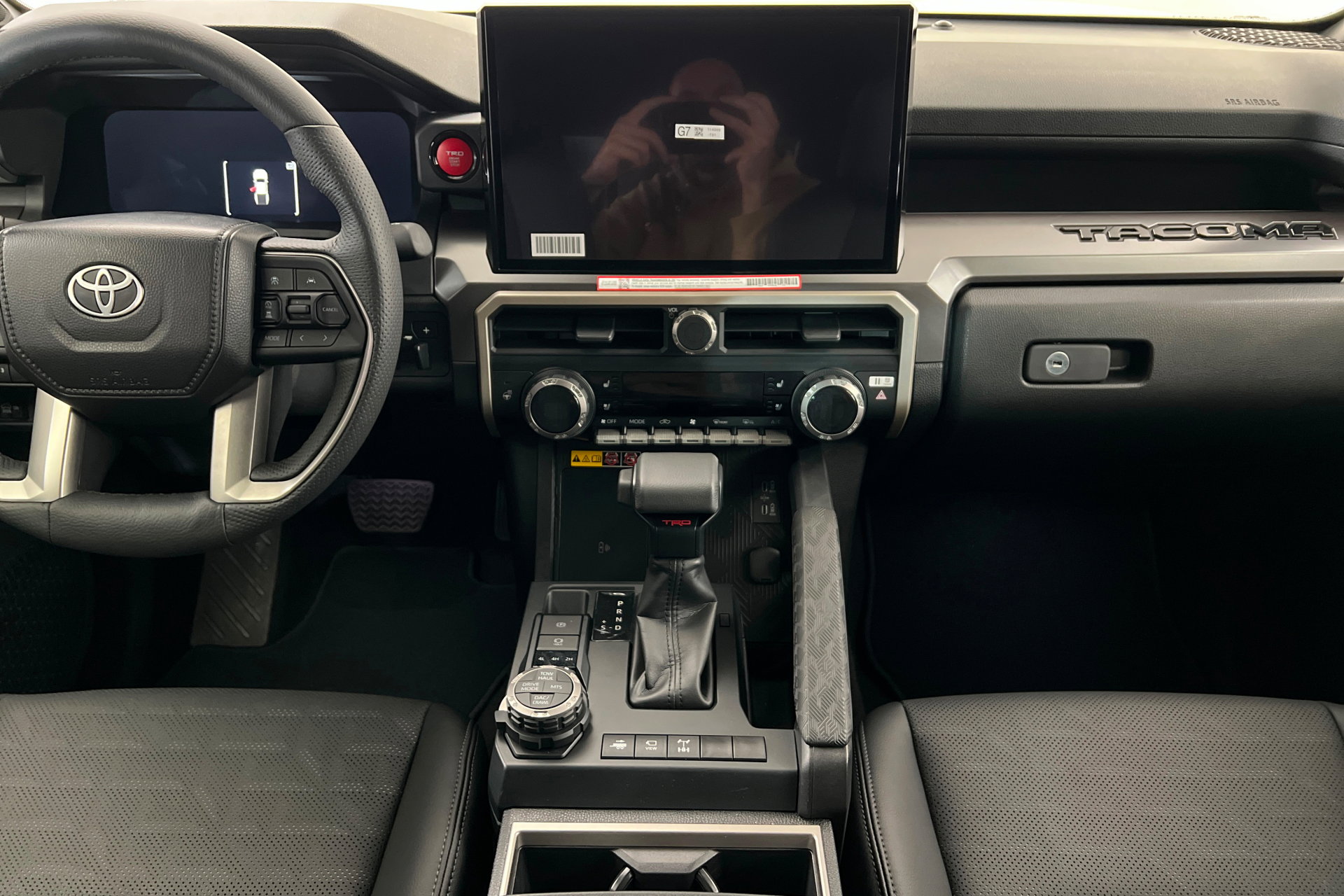 Used 2025 Toyota Tacoma TRD Off-Road w/ TRD Off Road Premium Package AWD/4WD image 13