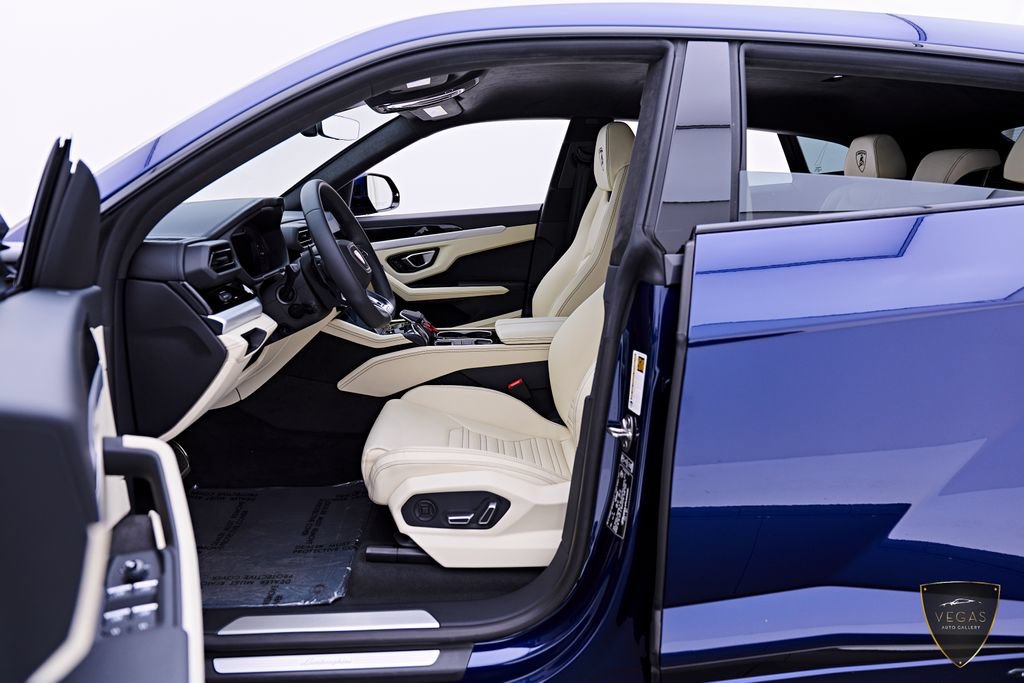 Used 2026 Lamborghini Urus S AWD/4WD image 43