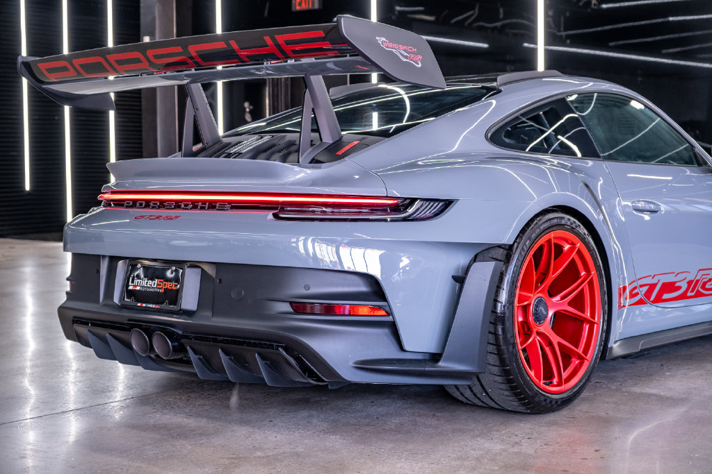 Used 2024 Porsche 911 GT3 RS w/ Weissach Package RWD image 3