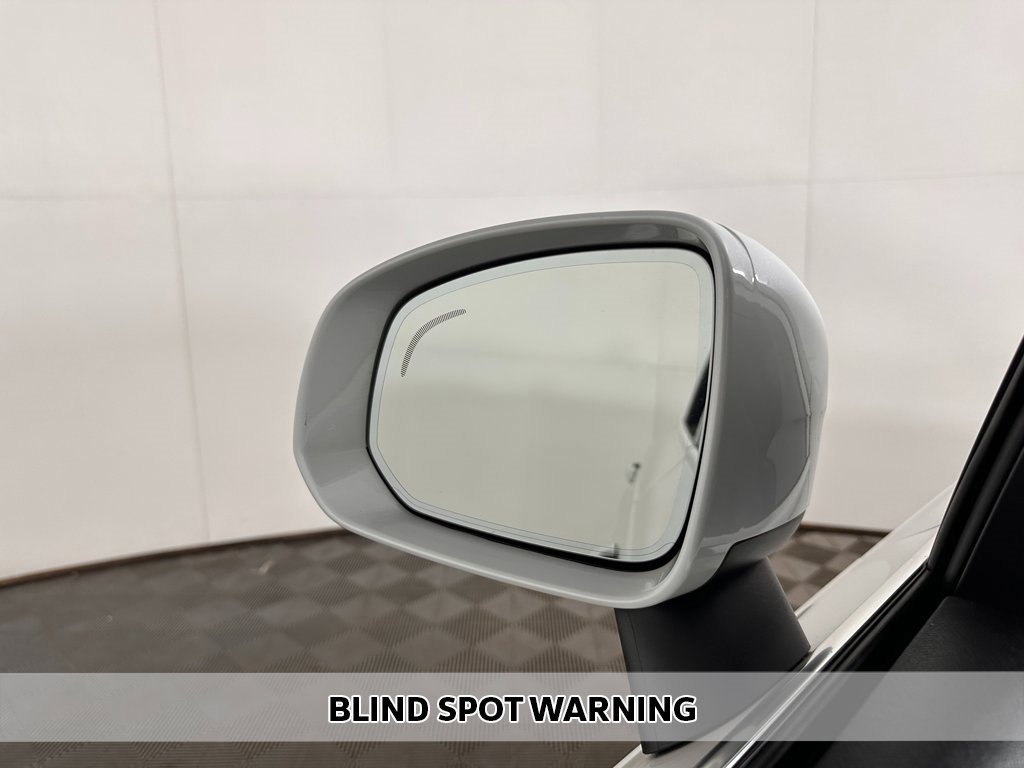 Used 2024 Volvo XC90 T8 Plus w/ Protection Package Premier image 8