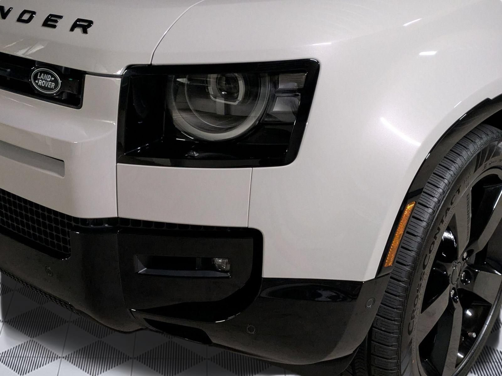 New 2026 Land Rover Defender 110 X-Dynamic SE AWD/4WD image 19