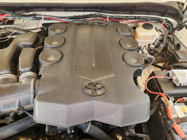 Used 2012 Toyota FJ Cruiser 4WD w/ Upgrade Pkg image 19
