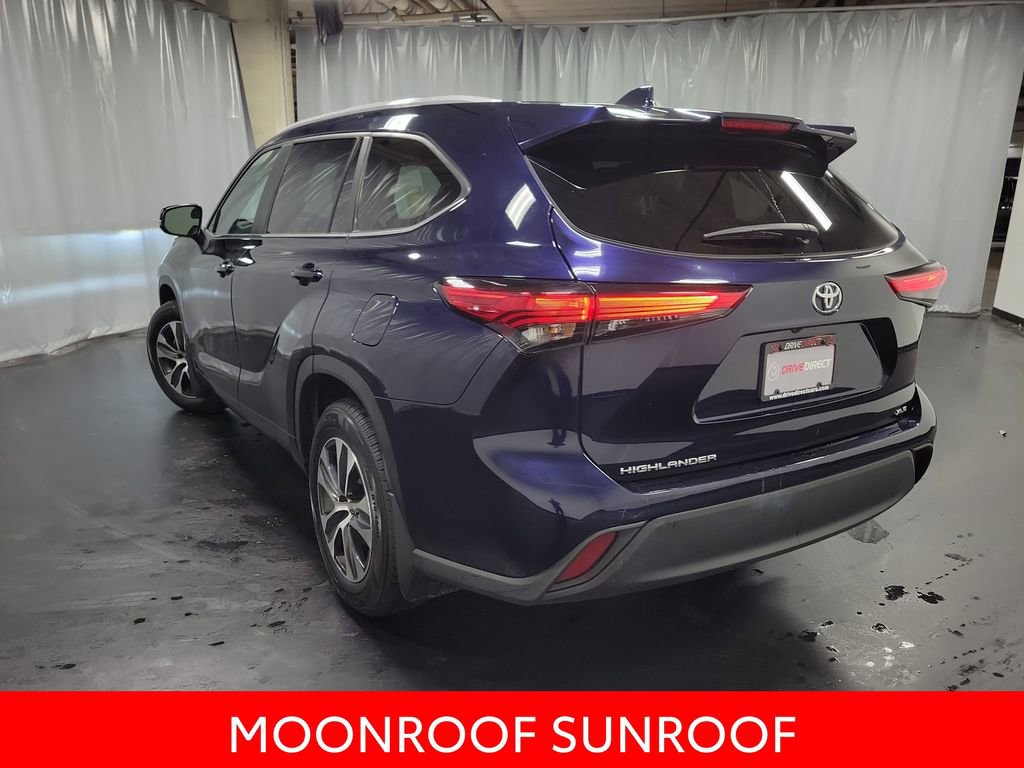 Used 2023 Toyota Highlander XLE FWD image 6