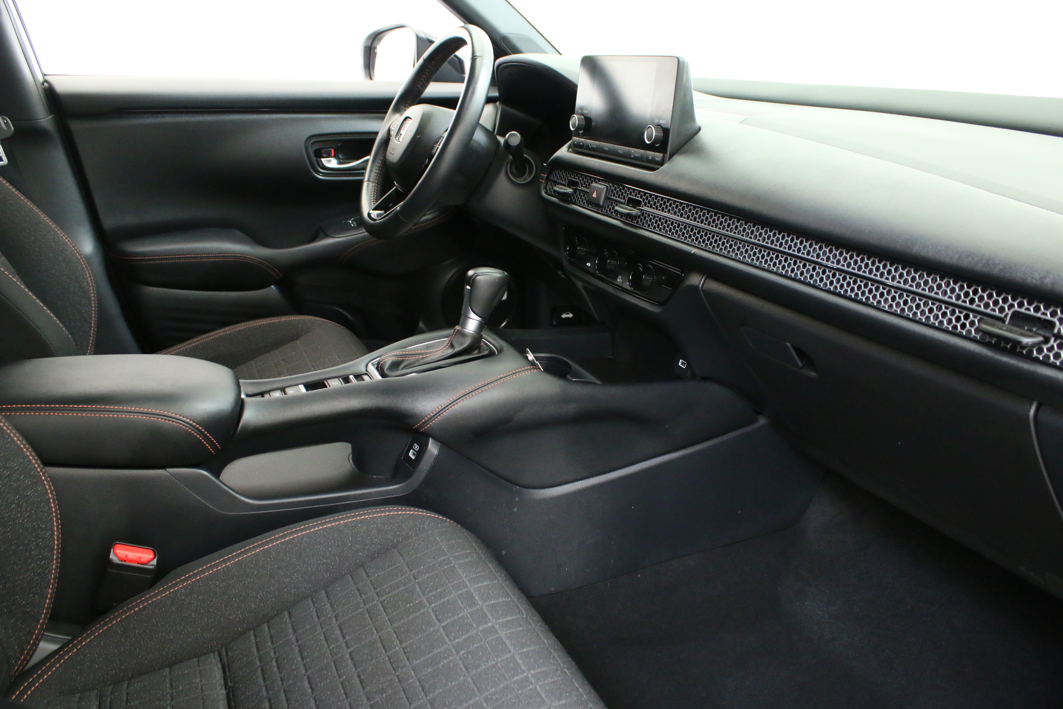 Used 2023 Honda HR-V Sport image 27