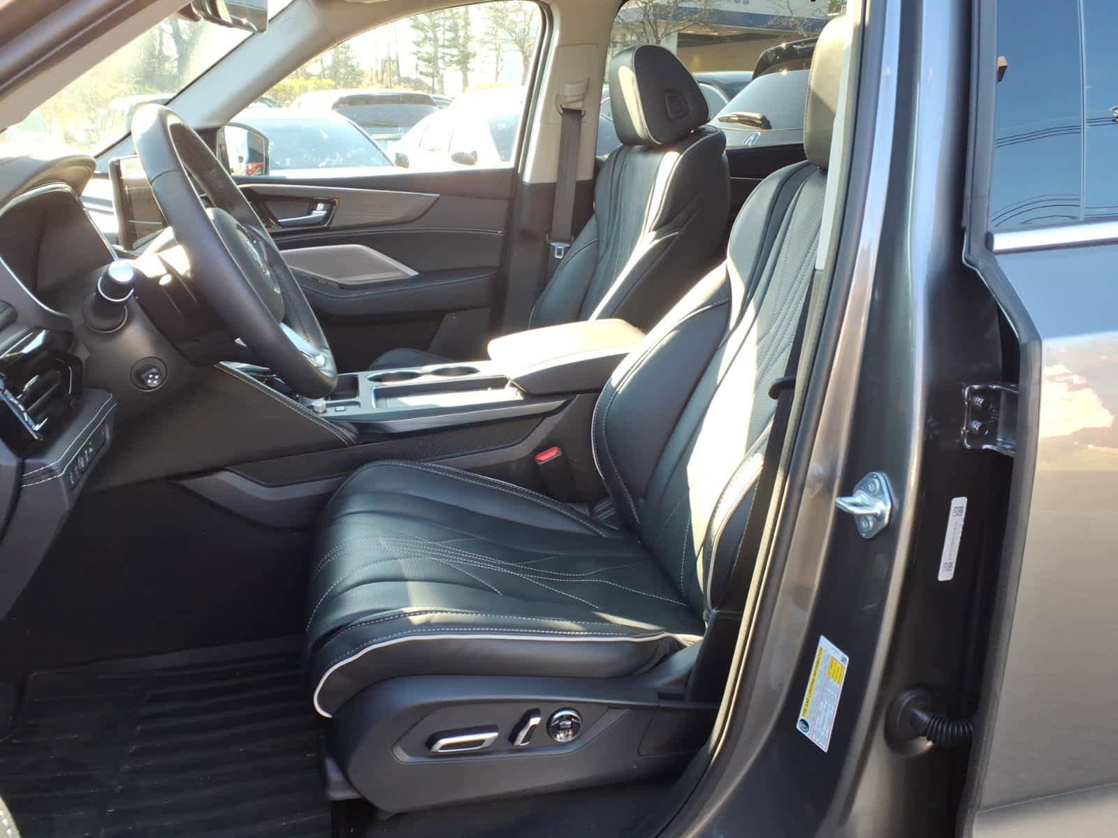 Certified 2026 Acura MDX SH-AWD w/ Advance Package image 18