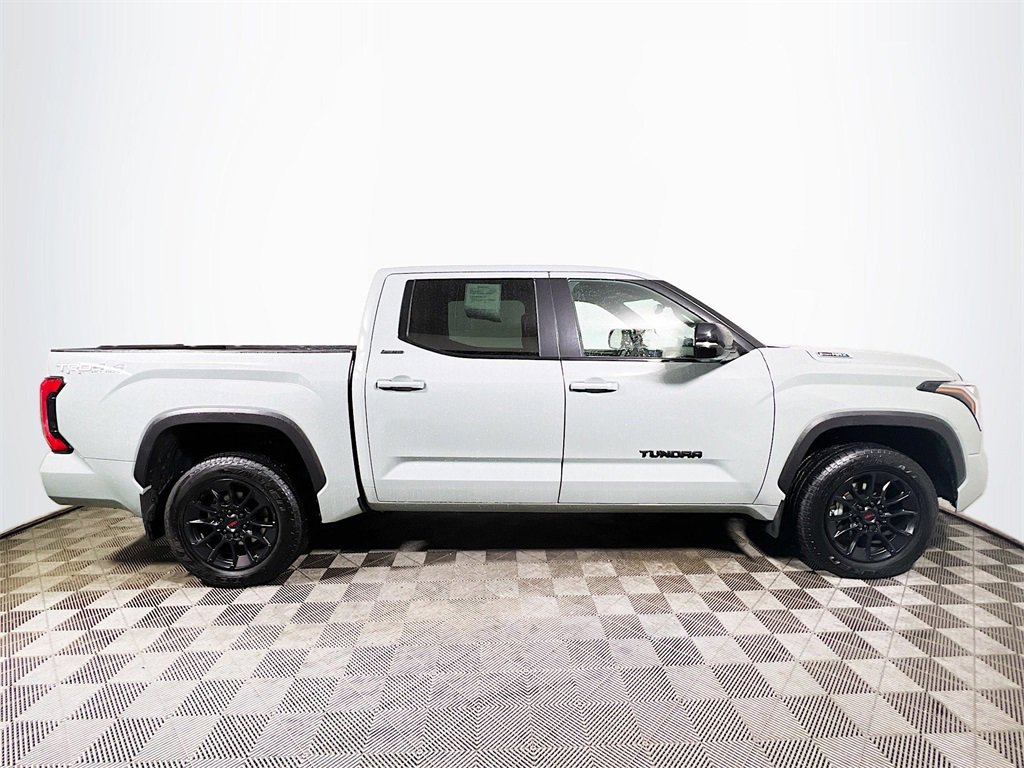 Used 2025 Toyota Tundra Limited image 9