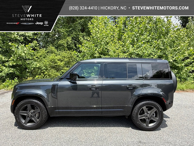 Used 2023 Land Rover Defender 110 X-Dynamic SE AWD/4WD image 1