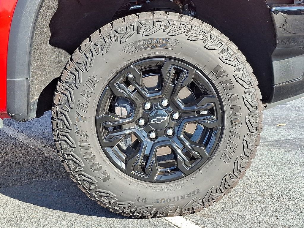 Used 2024 Chevrolet Silverado 1500 ZR2 w/ LPO, Dark Essentials Package image 8