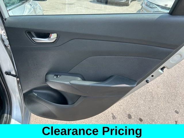 Used 2021 Hyundai Accent SEL image 36