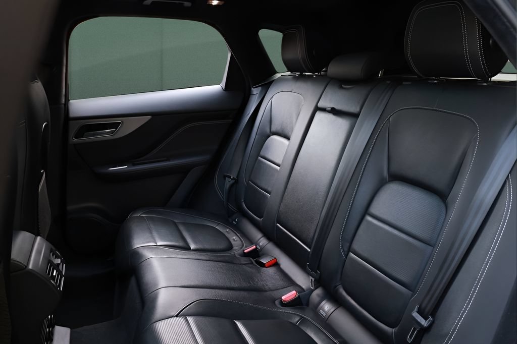 Used 2019 Jaguar F-PACE S AWD/4WD image 25