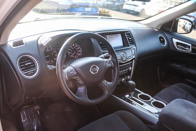 Used 2013 Nissan Pathfinder SV FWD image 24