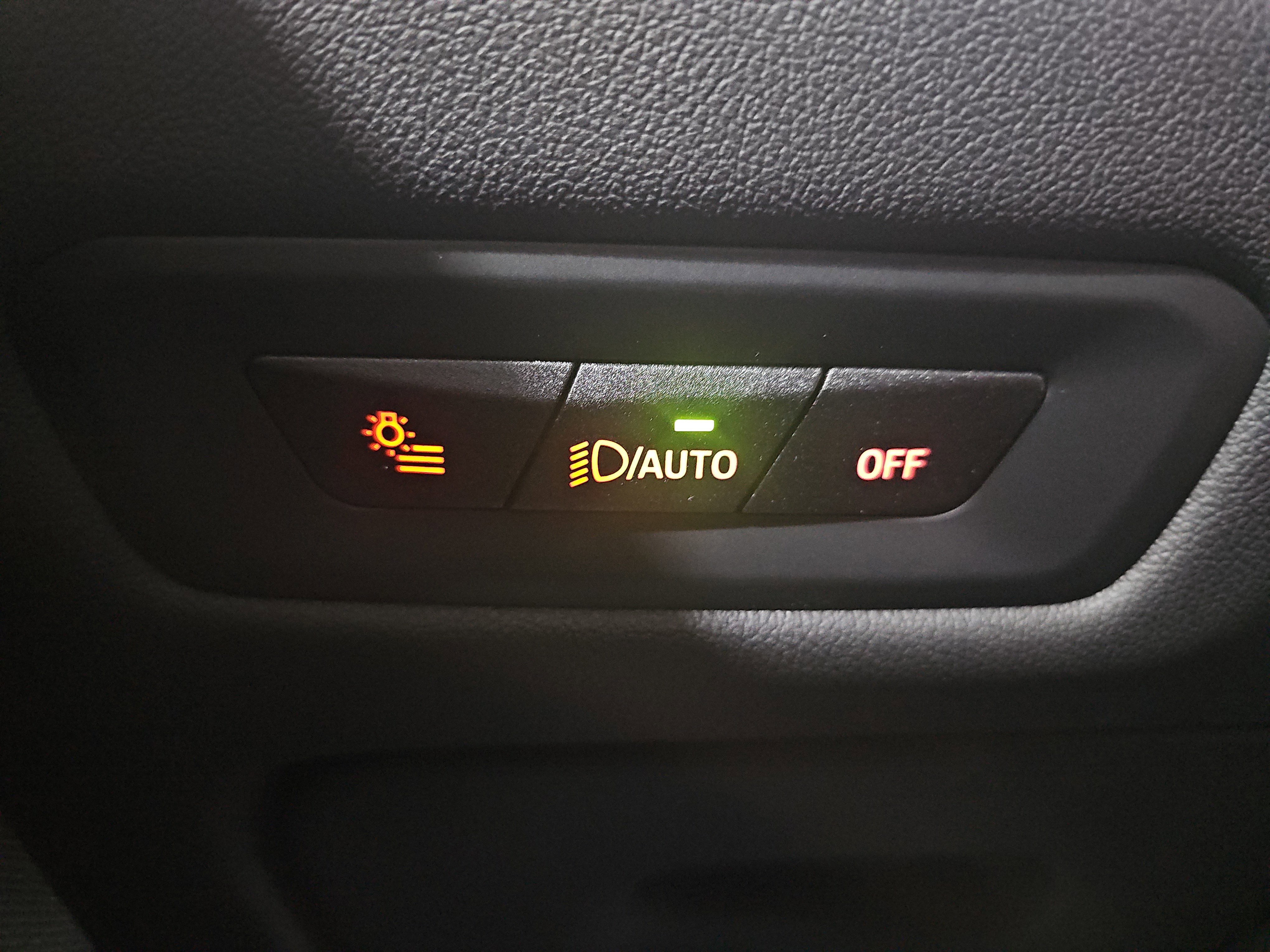 New 2026 BMW X5 xDrive40i w/ M Sport Package AWD/4WD image 26