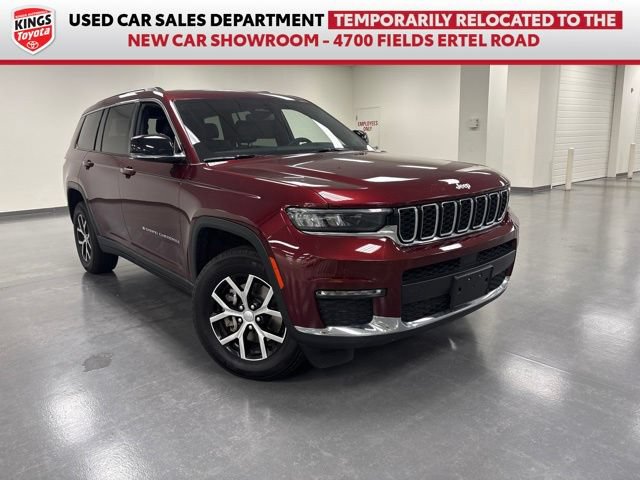 Used 2024 Jeep Grand Cherokee L Limited AWD/4WD image 1