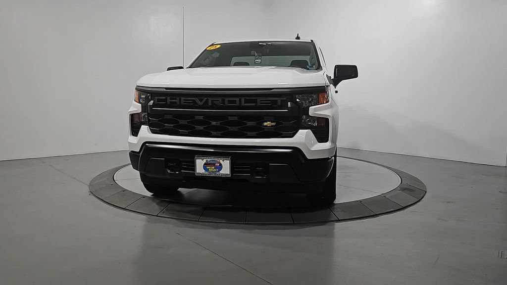 Used 2025 Chevrolet Silverado 1500 W/T w/ WT Convenience Package AWD/4WD image 9