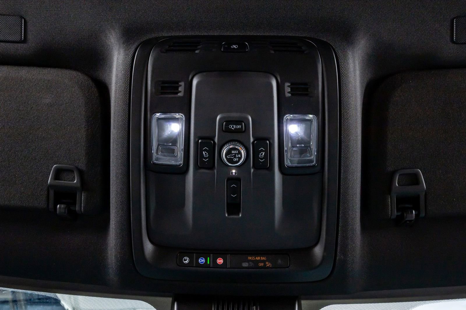 Used 2025 GMC Yukon XL AT4 w/ Premium Trailering Package AWD/4WD image 28