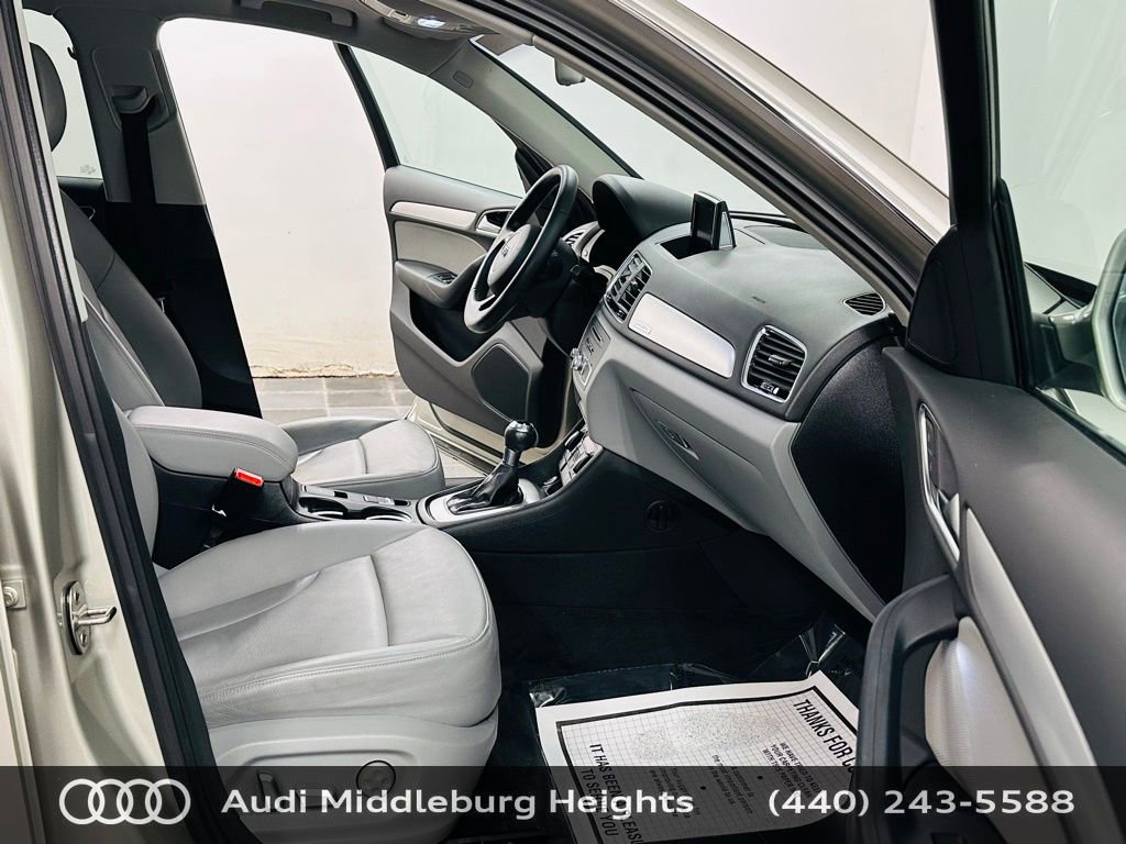 Used 2016 Audi Q3 2.0T Premium Plus w/ Technology Package image 9