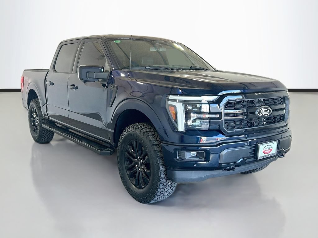 Used 2025 Ford F150 Lariat w/ Equipment Group 501A Mid AWD/4WD image 3