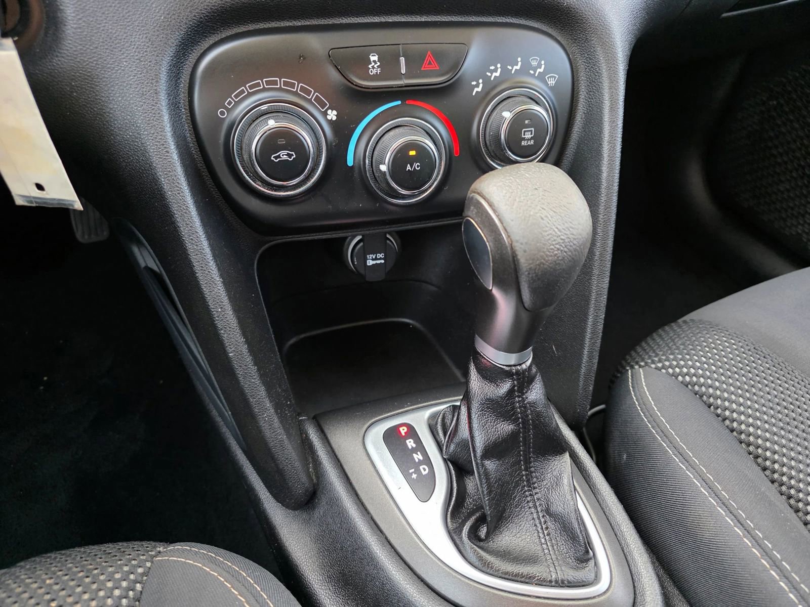 Used 2016 Dodge Dart SXT FWD image 16