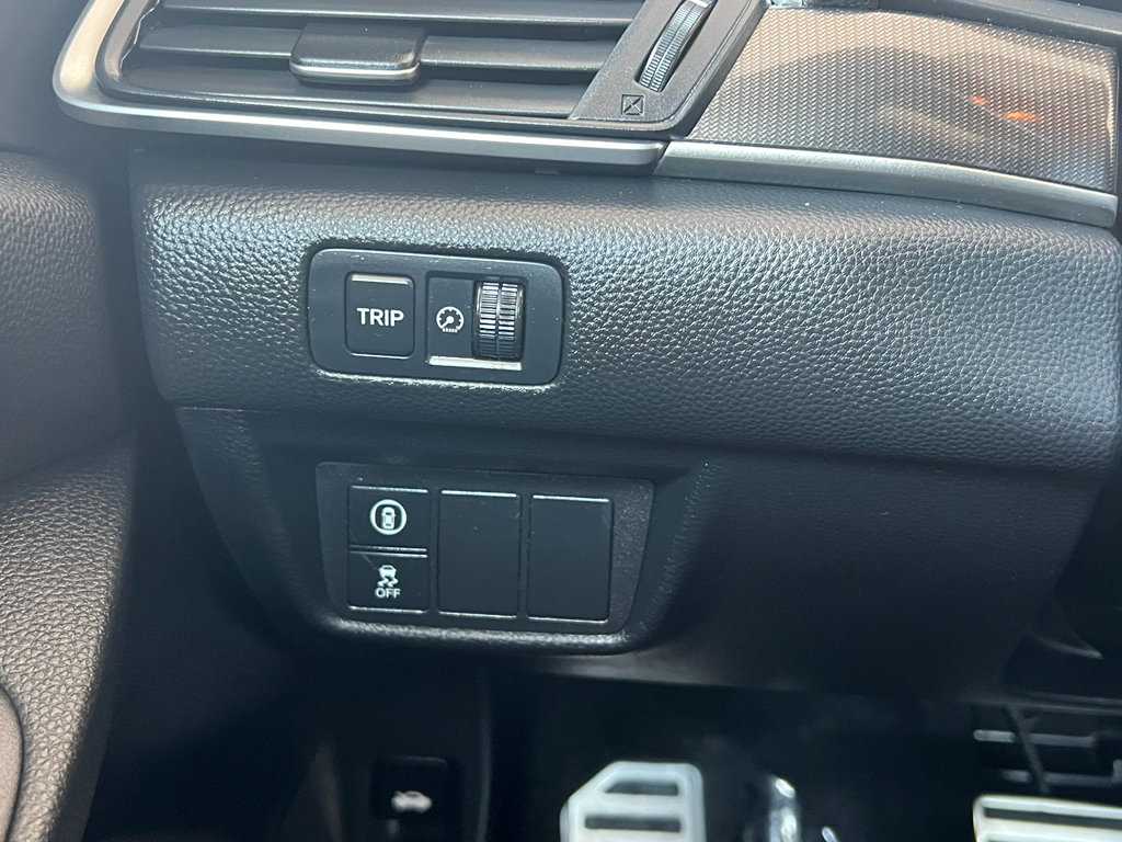 Used 2018 Honda Accord Sport image 23