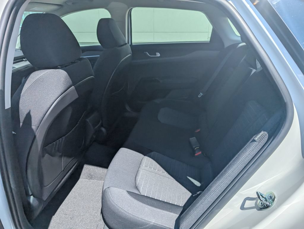 New 2026 Kia K5 LXS FWD image 9