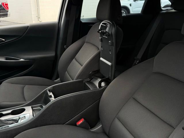 Used 2025 Chevrolet Malibu LS image 16