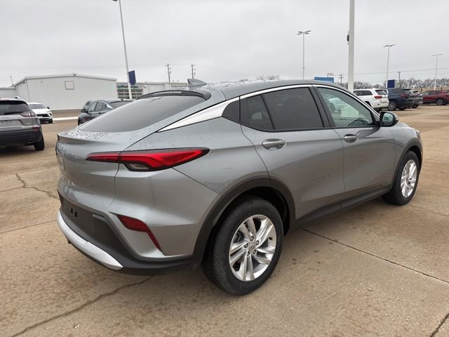 Used 2025 Buick Envista Preferred image 3