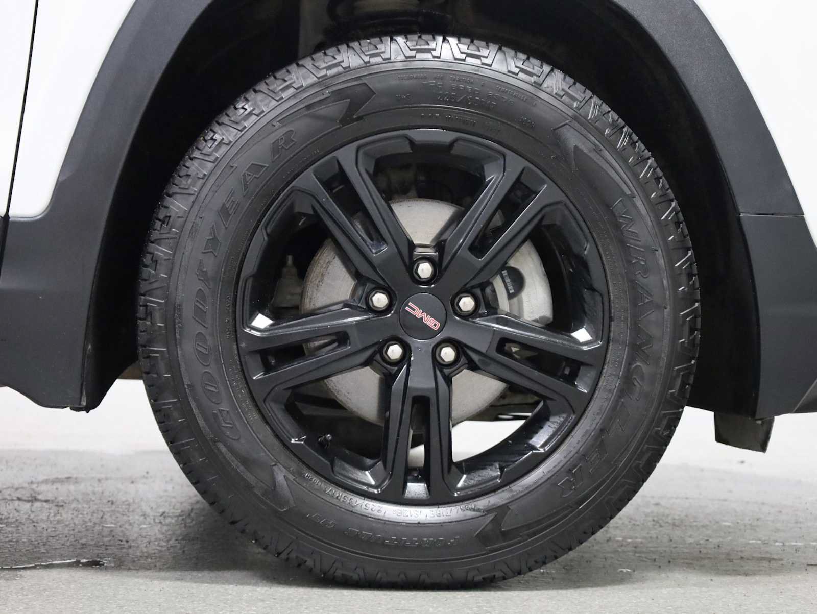 Used 2023 GMC Terrain AT4 w/ Tech Package AWD/4WD image 12