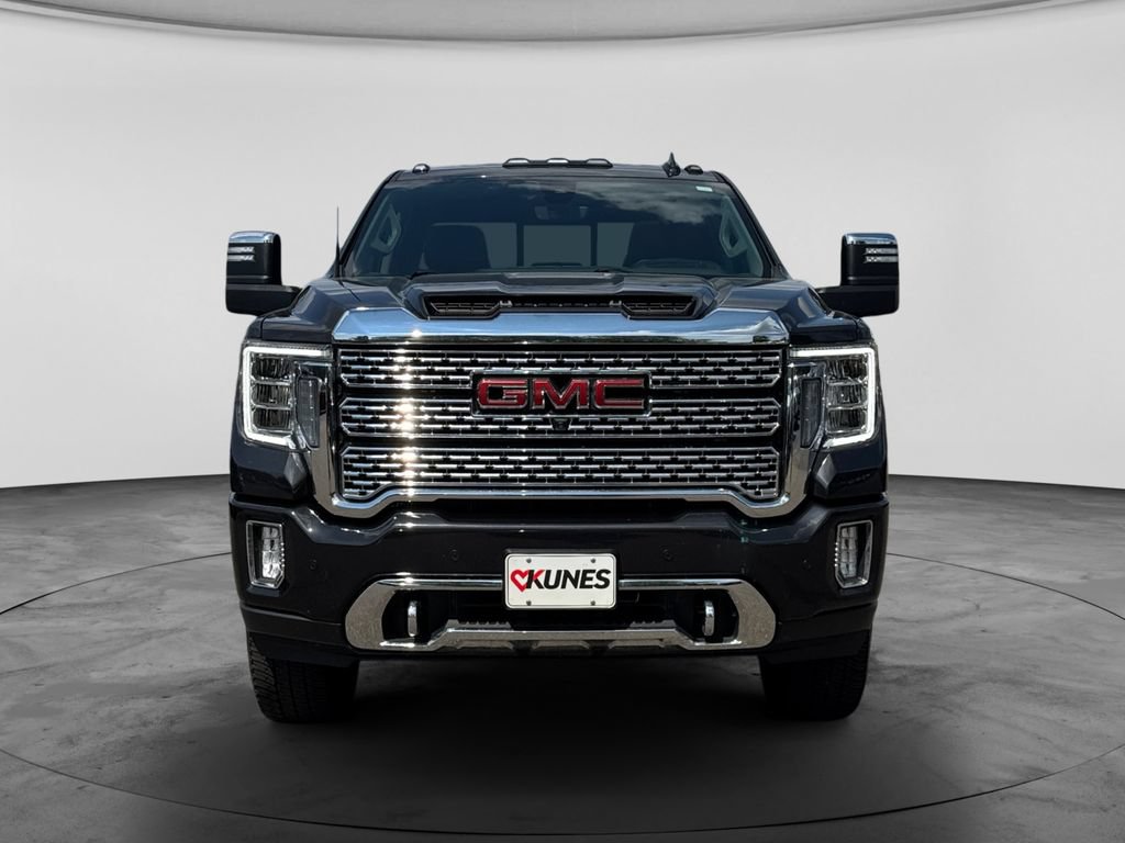 Used 2021 GMC Sierra 3500 Denali w/ Denali Ultimate Package AWD/4WD image 2
