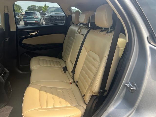 Used 2024 Ford Edge SEL AWD/4WD image 19