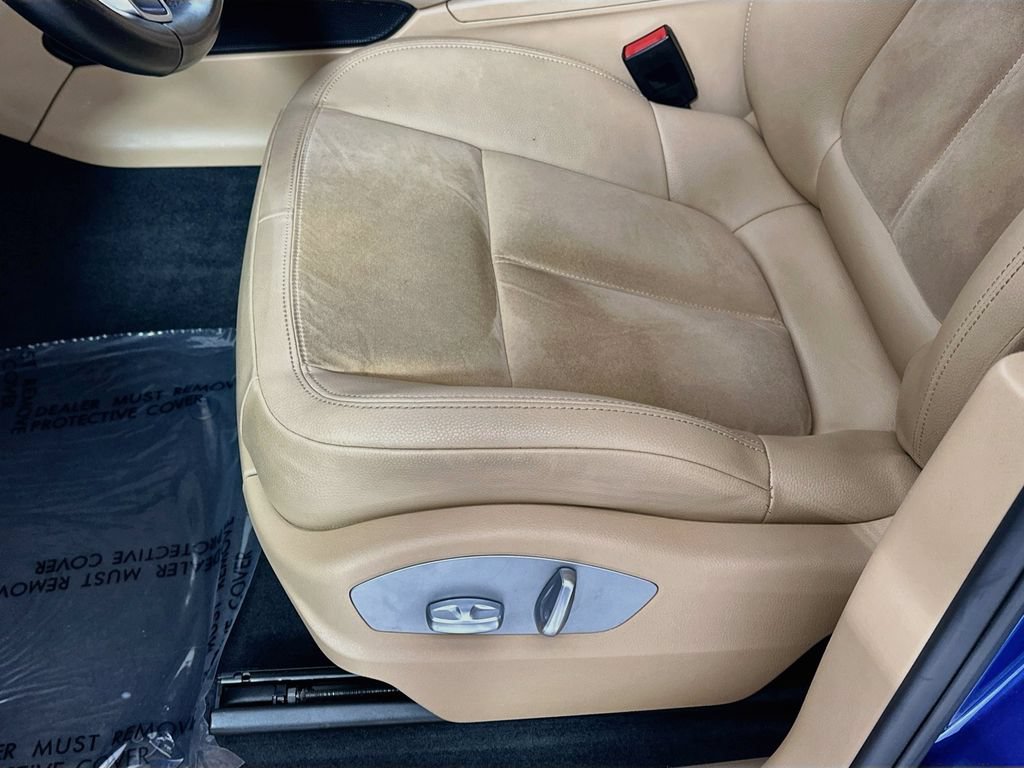 Used 2018 Porsche Macan AWD/4WD image 22