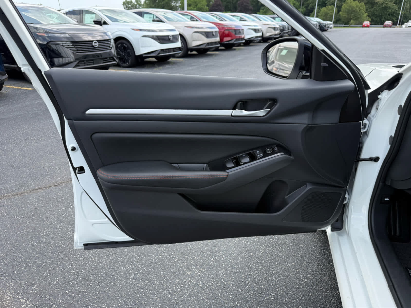 Used 2025 Nissan Altima 2.5 SR FWD image 20