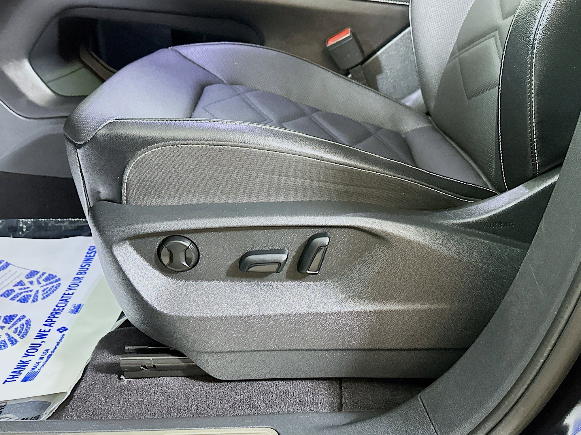 Used 2024 Volkswagen Atlas SE image 18