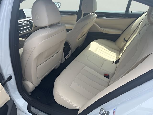 Used 2022 BMW 530i xDrive w/ Convenience Package AWD/4WD image 11