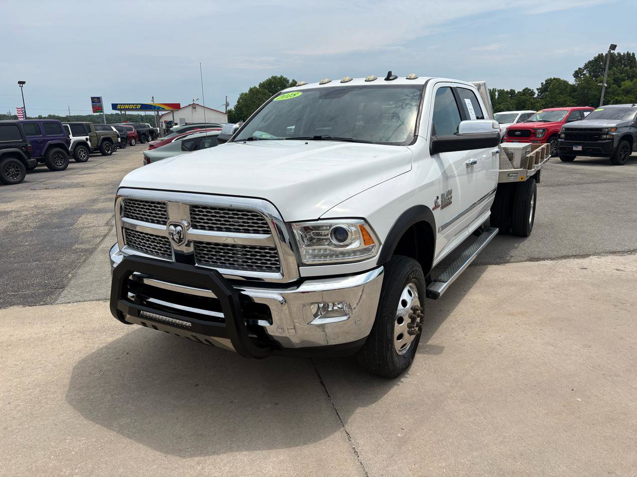Used 2018 RAM 3500 Laramie AWD/4WD image 8