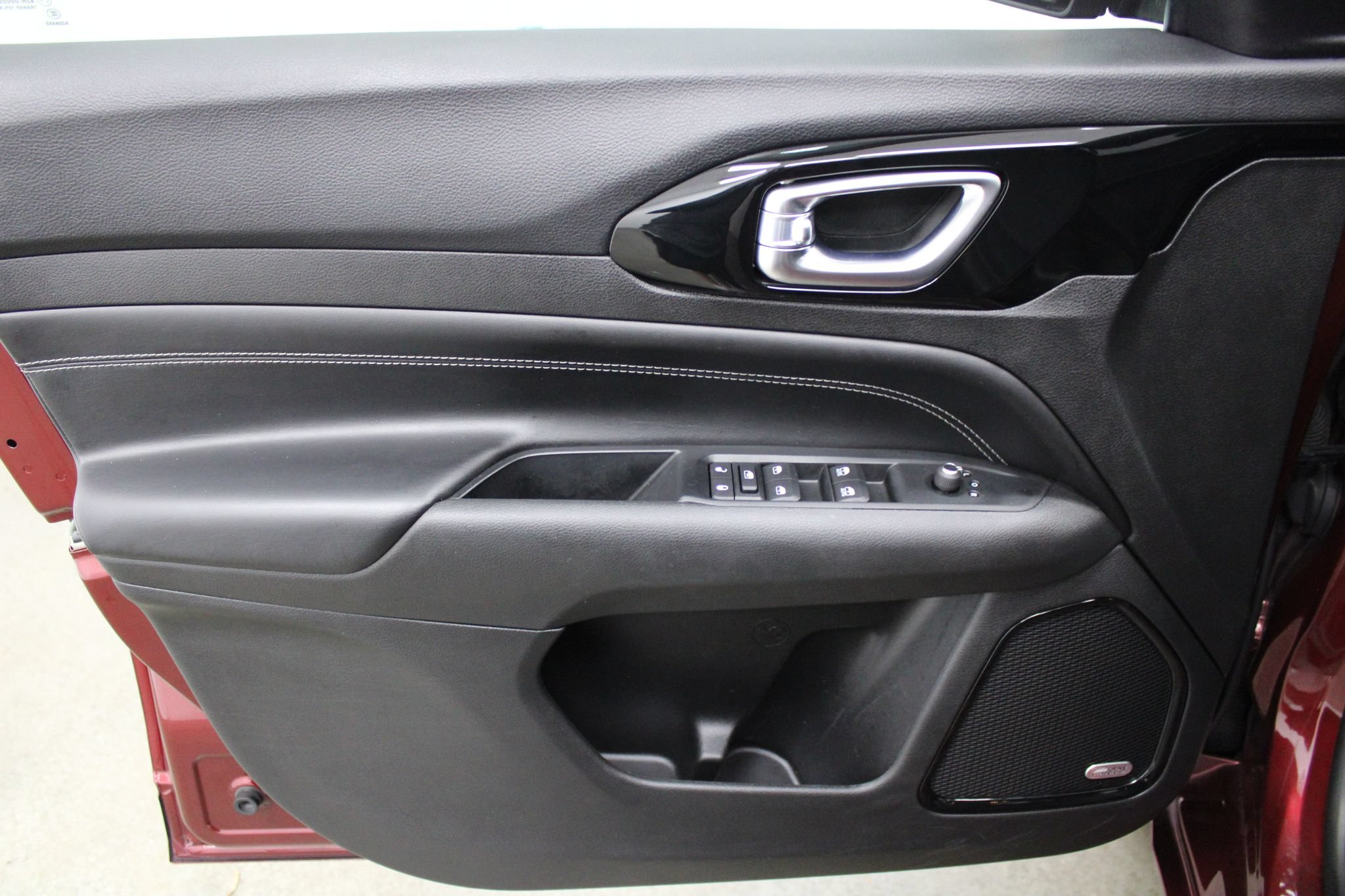 Used 2022 Jeep Compass High Altitude AWD/4WD image 12