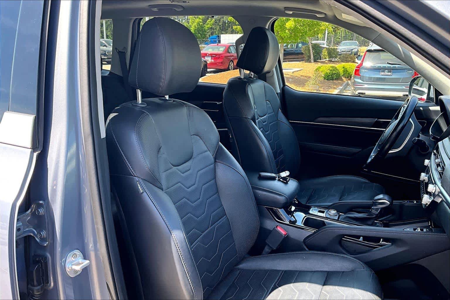 Used 2020 Kia Telluride SX w/ SX Prestige Package AWD/4WD image 8
