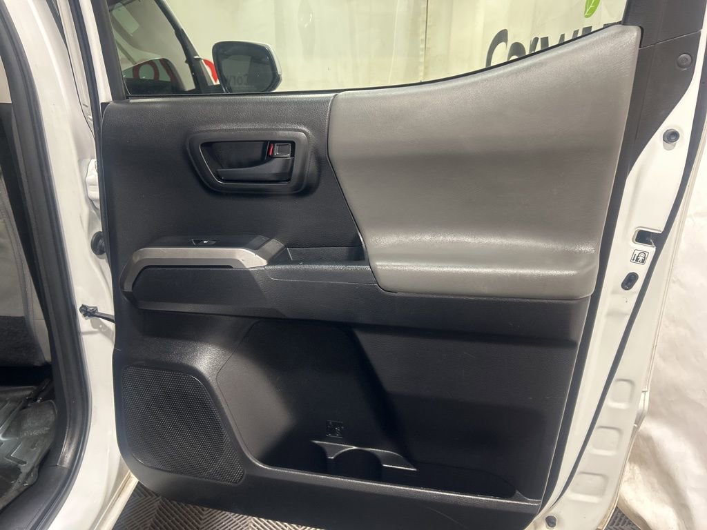 Used 2019 Toyota Tacoma SR5 image 14