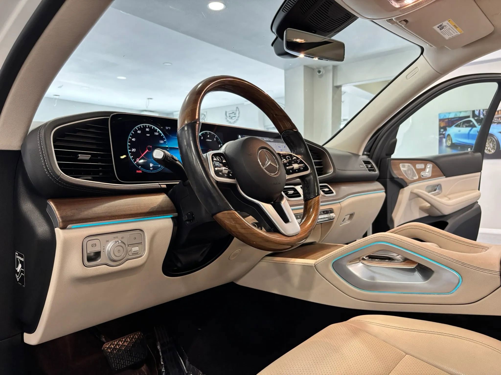 Used 2022 Mercedes-Benz GLS 450 GLS 450 4MATIC Sport Utility 4 image 9