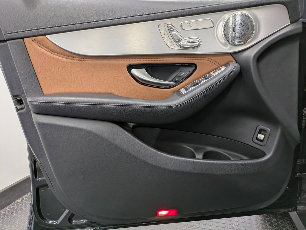 Used 2019 Mercedes-Benz GLC 43 AMG 4MATIC image 8