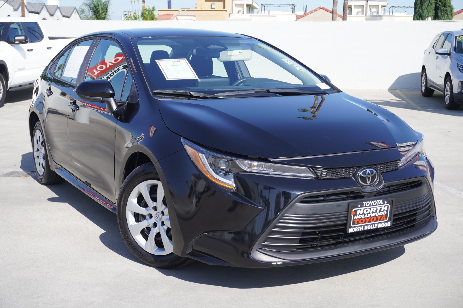 Certified 2025 Toyota Corolla LE FWD image 2
